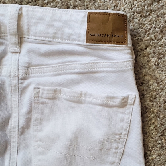American Eagle Outfitters White Jeans - Picture 2 of 5